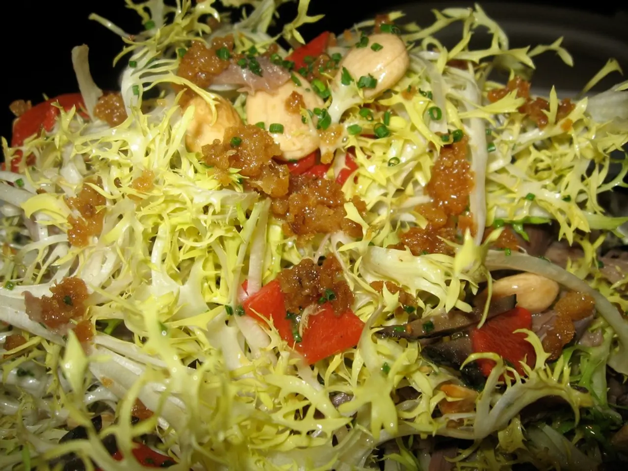 Four essential food safety guidelines and instances requiring medical consultation