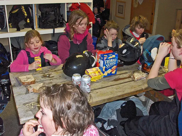 Children's Seasonal Allergies: Home Treatments and Nutritious Foods That Alleviate Symptoms