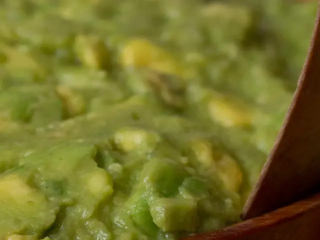 Supermarket's Charity Effort Includes Distributing Food with Mold to the Homeless Population