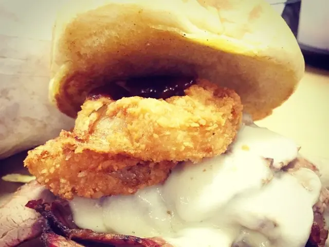 Differentiating Nutritionist and Dietitian: Understanding Their Roles