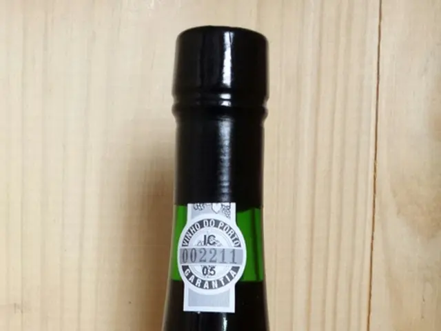 Lawmakers Eye Strengthening Regulations on Hemp Product Sales