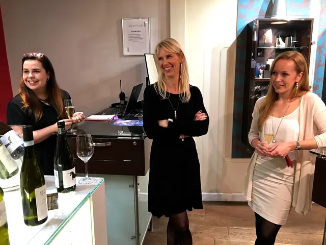 Business environment increasingly embraces female leadership and diversity from various nations