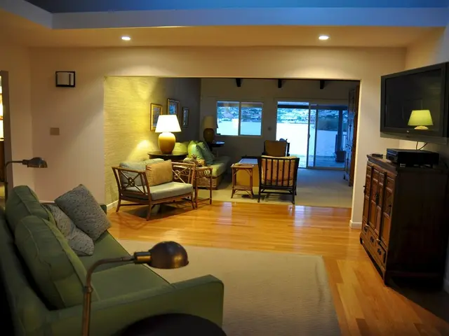 Vacation periods can provide an opportunity for better rest: "Observe your sleeping patterns during...