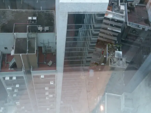 Atmosphere inside a train compartment: German term of the day.