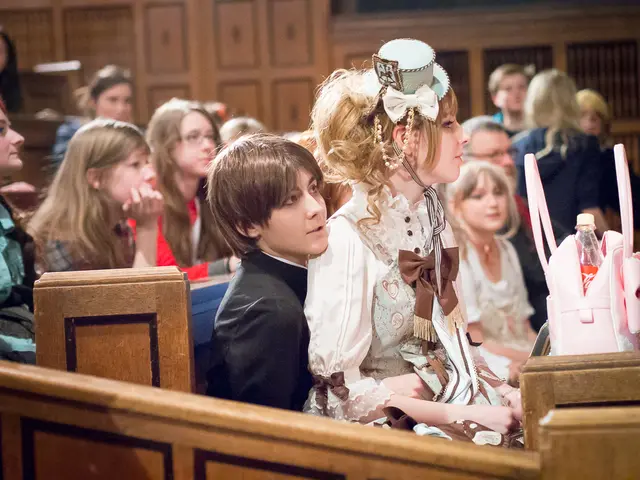 Drug influence and peer pressure: Identification, risk factors, and dependency patterns