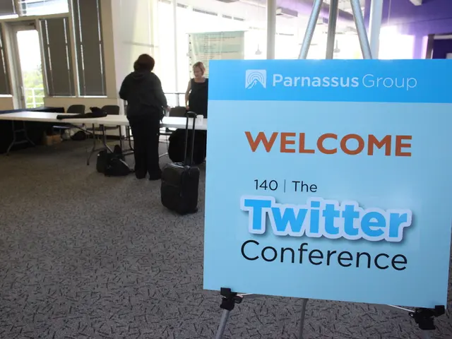 Free Internet Options for Seniors: A Guide