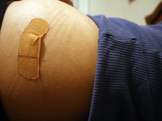 Home Wound Cleaning Guide: Recognizing When Professional Help is Needed