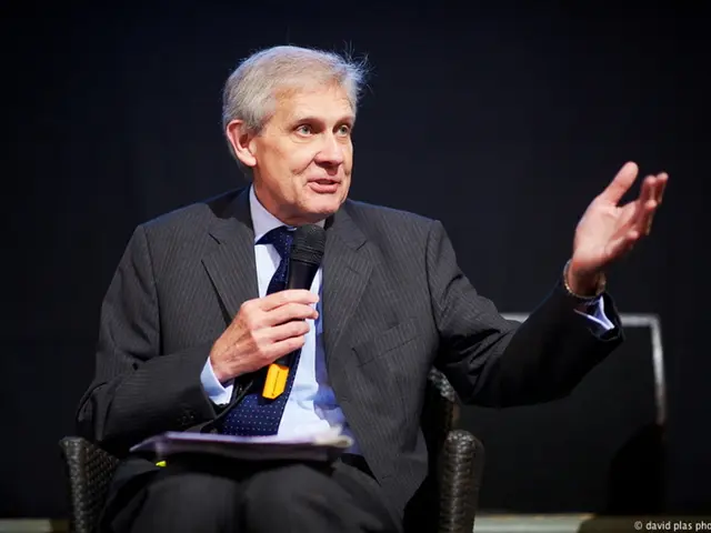 Onset indicators of Amyotrophic Lateral Sclerosis (ALS)