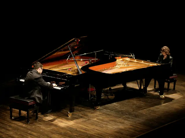 Medication Comparison: Synthroid versus Levothyroxine - Unveiling the contrasts