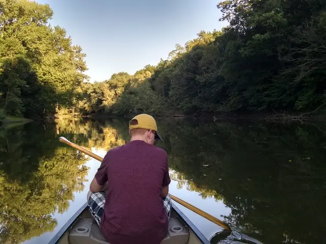Mastering Workouts on a Rowing Machine: Suggestions and Methods